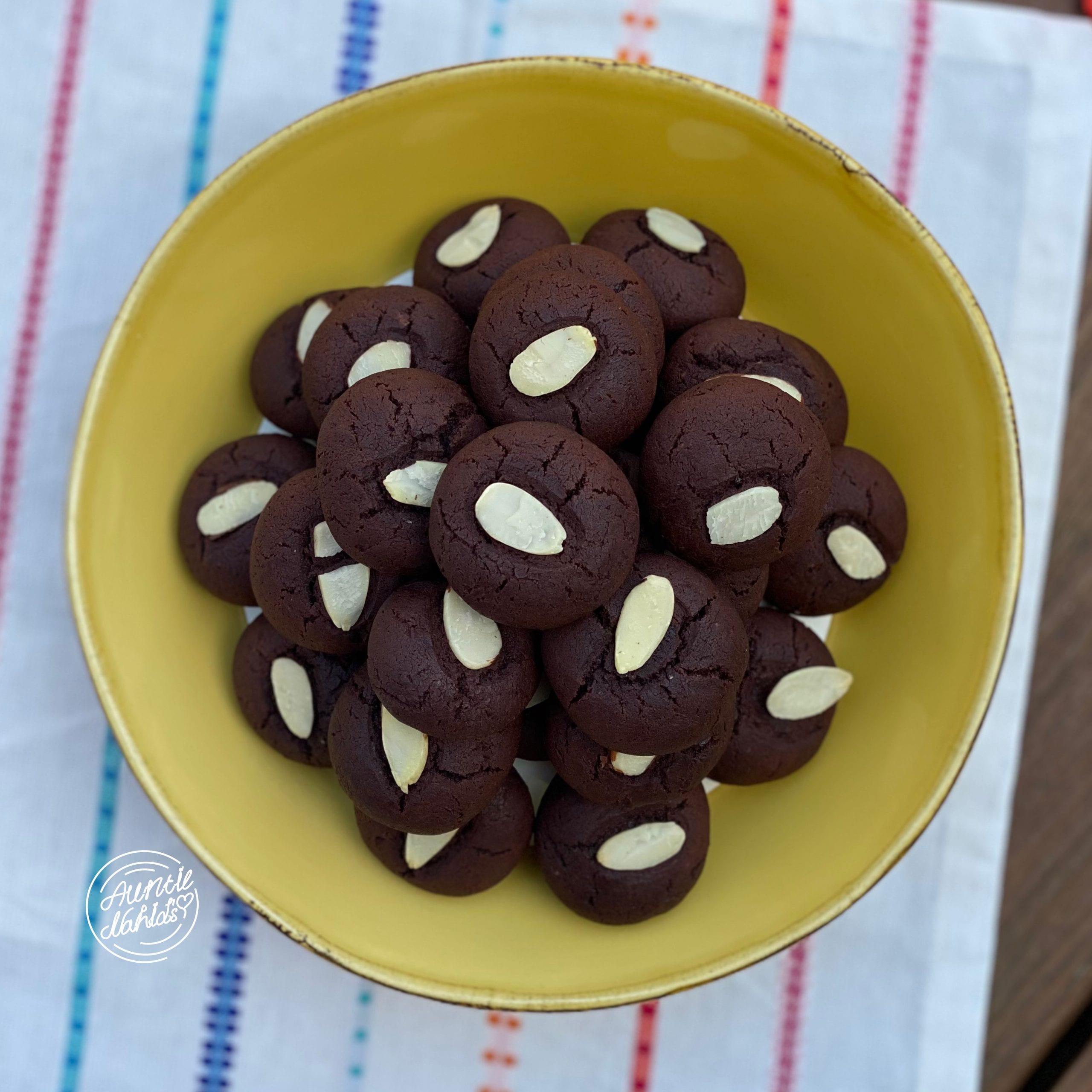 Chocolate Date Cookies